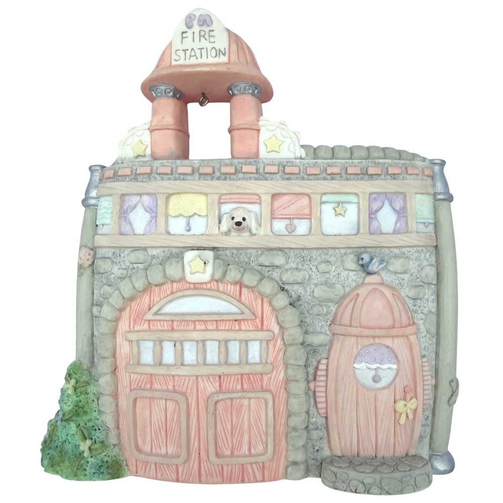 Vintage 1994 Precious Moments The Old Fire Station Enesco‎ Figurine 3528A Pastel